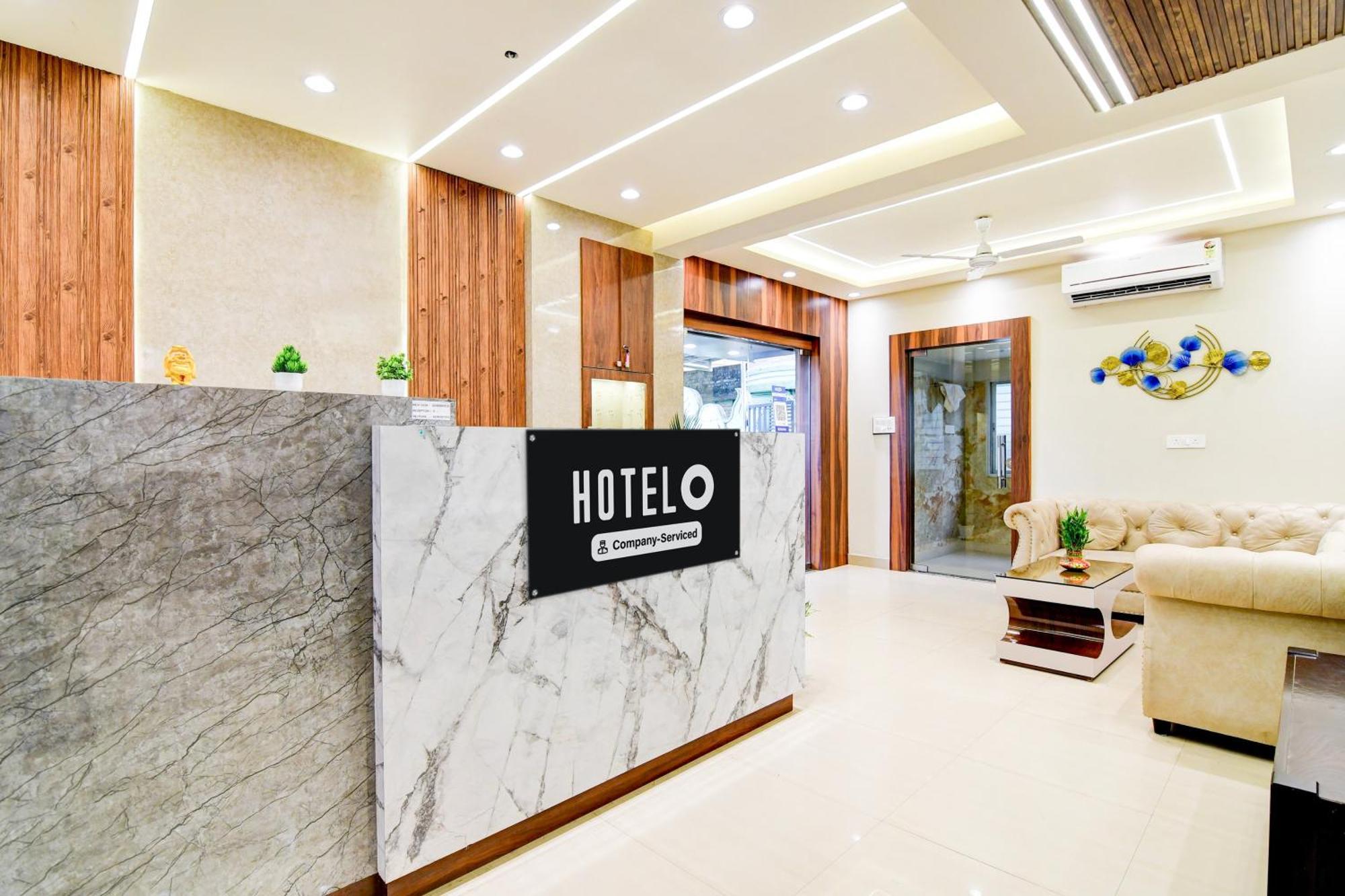 Super Townhouse Kaikhali Near Airport Kolkata Eksteriør bilde