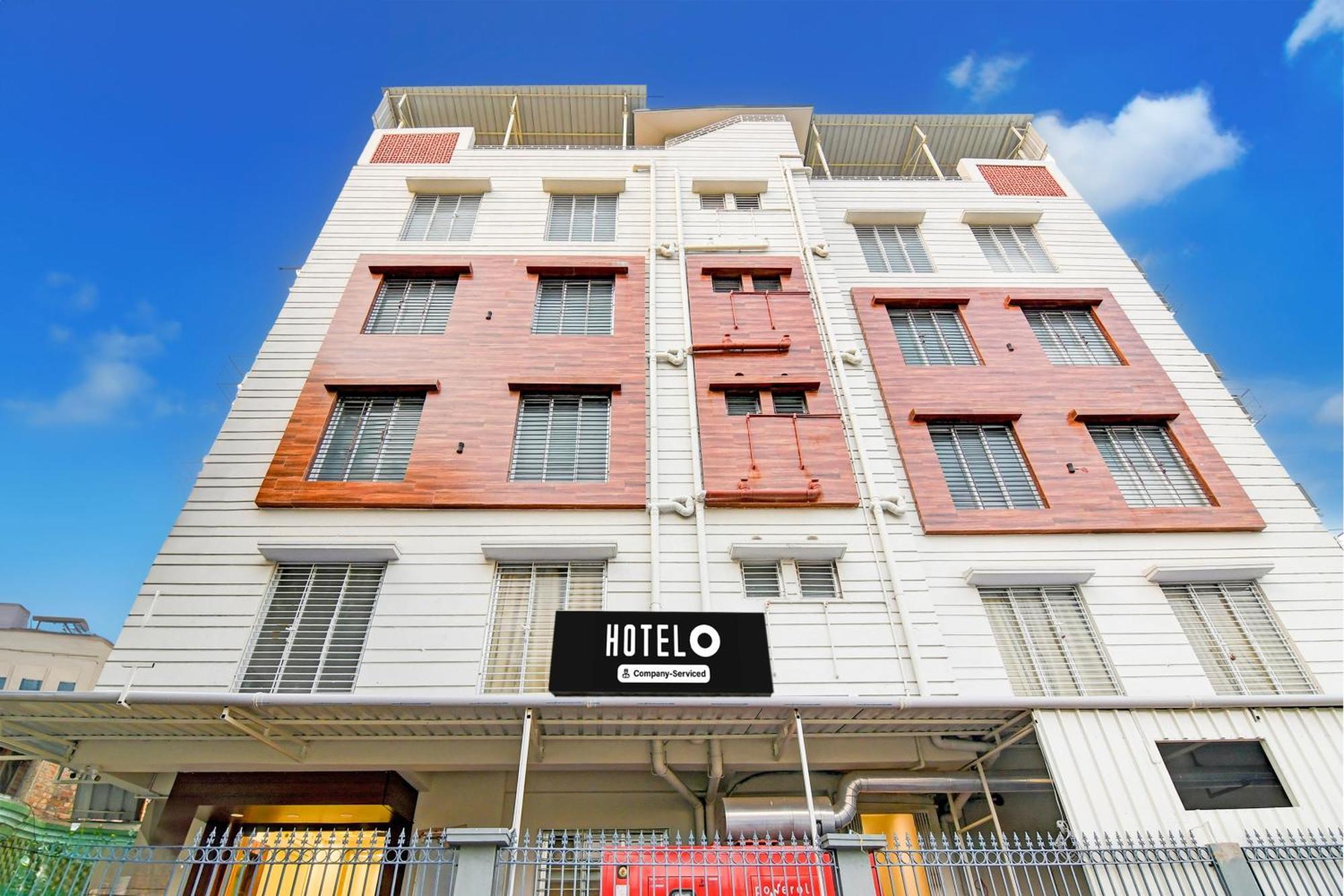 Super Townhouse Kaikhali Near Airport Kolkata Eksteriør bilde